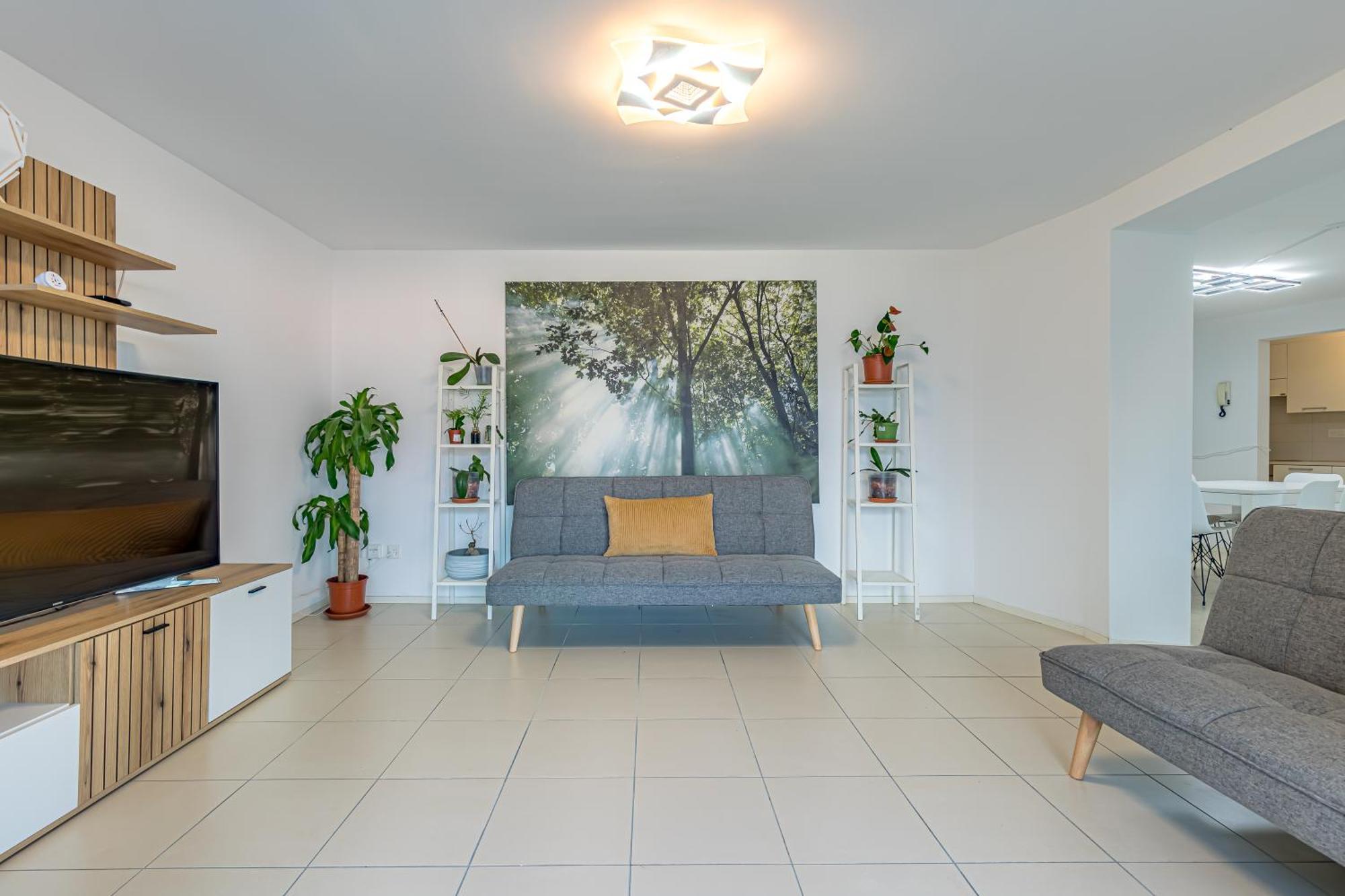 Appartamento Imperial Of 2 With A View And Garden Behind The Station And 10 Min From The Of *