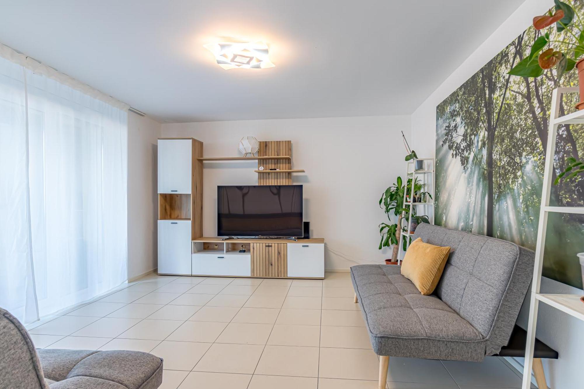 Appartamento Imperial Of 2 With A View And Garden Behind The Station And 10 Min From The Of *